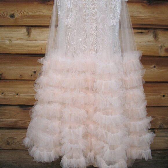 $998 Mac Duggal 11183 Lace Ruffle Tiered Plunge Neck Gown Dress Peach 4 - Picture 12 of 13